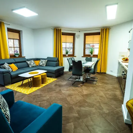 Markowe Złote Wzgórze *